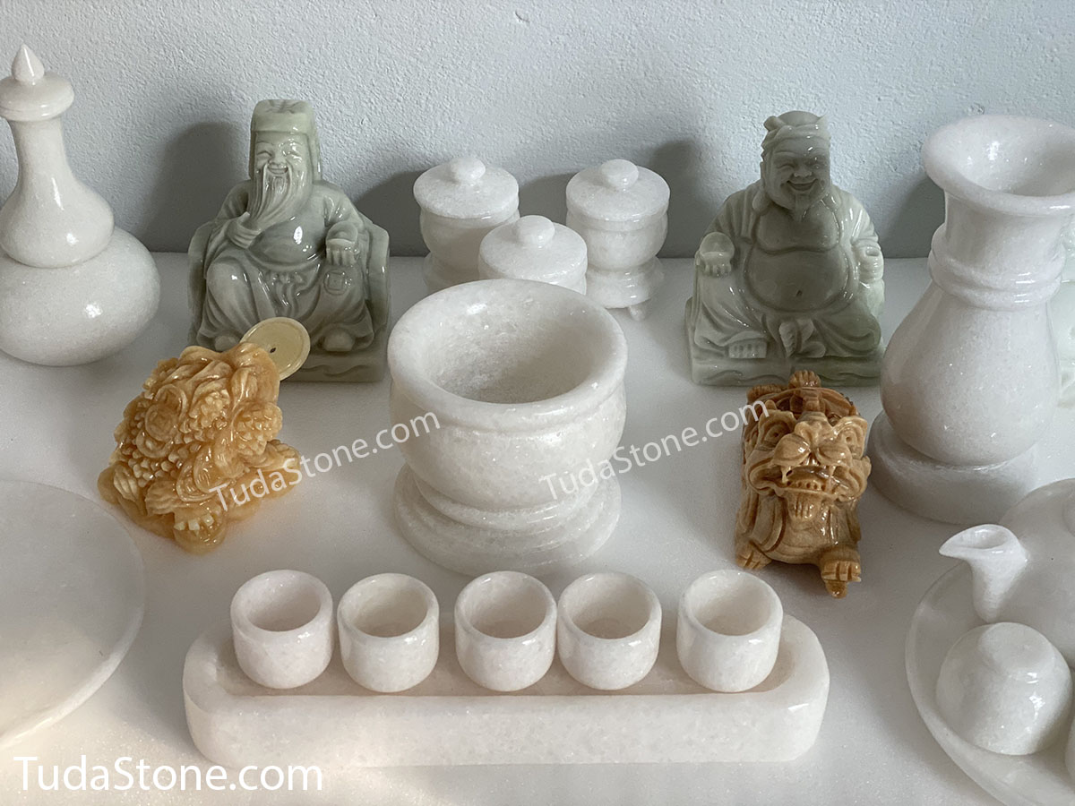 Tượng Phật Di Lặc đứng đồng tiền bằng Đá Cẩm Thạch Trắng Xanh