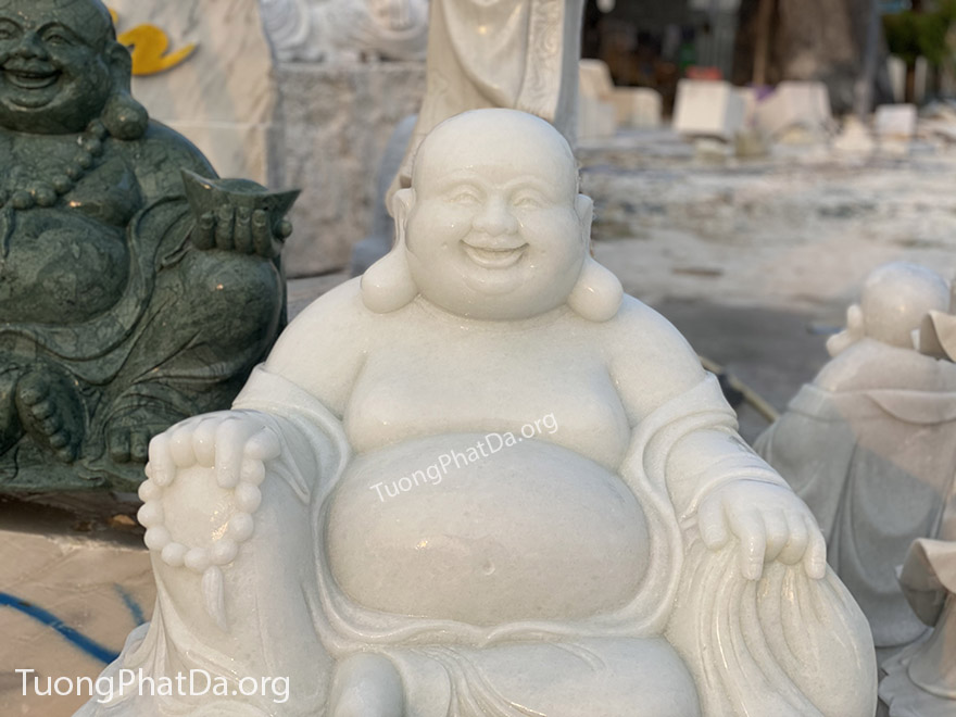 Tượng Phật Di Lặc bằng đá Non Nước