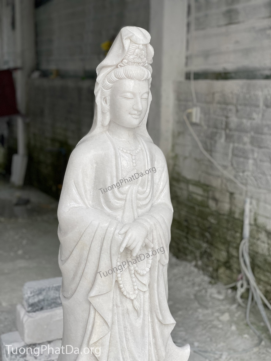 Tượng Phật Quan Âm Quá Hải bằng đá