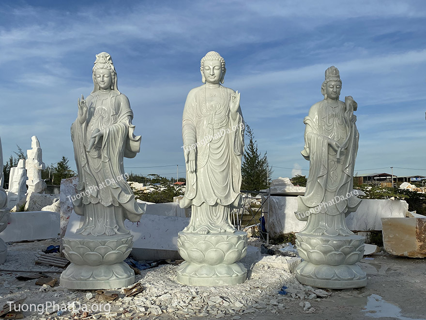 Tượng Tây Phương Tam Thánh cao 4,1m