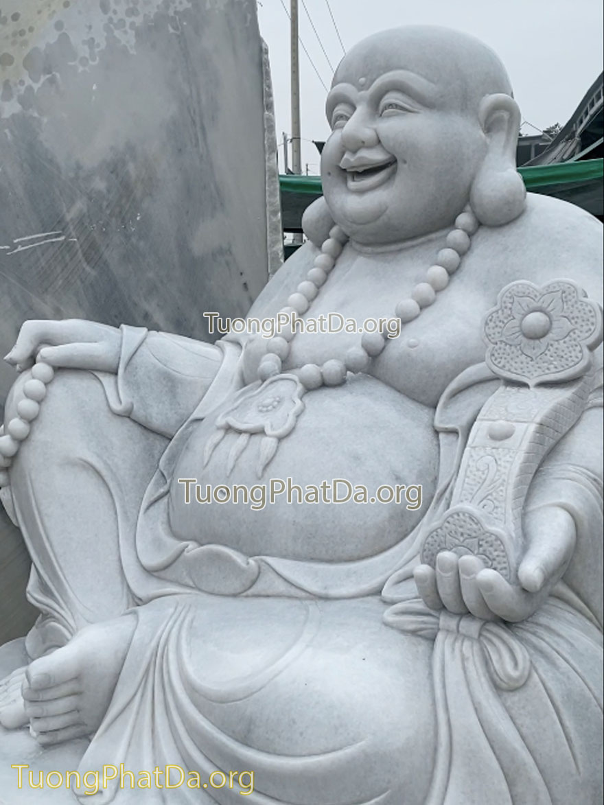 Tượng Phật Di Lặc bằng đá tự nhiên
