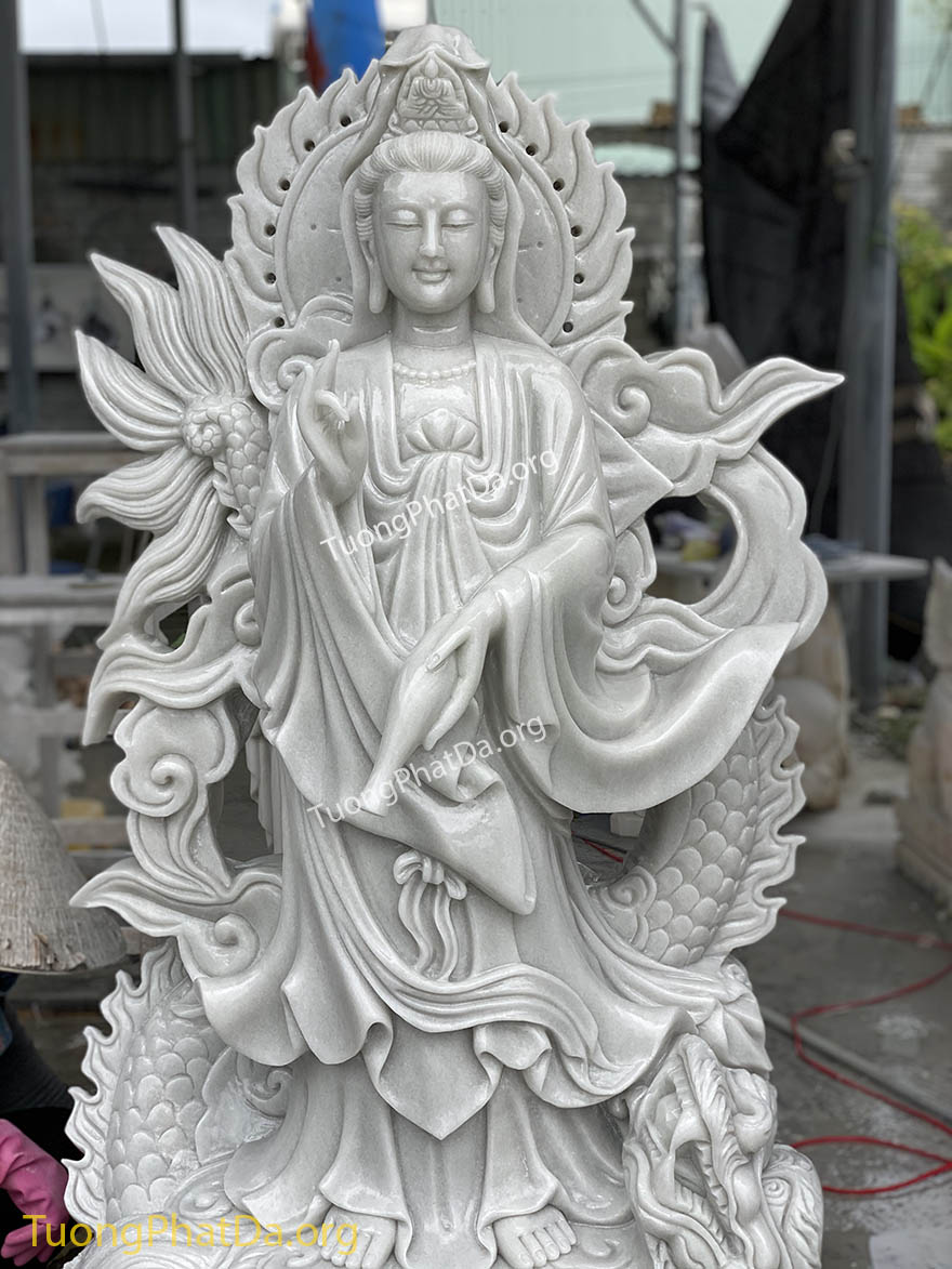 Tượng Phật Quan Âm cưỡi rồng bằng đá