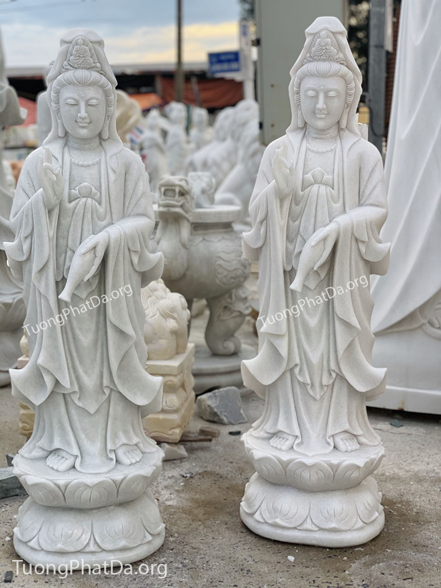 Tượng Phật Quan Âm bằng đá