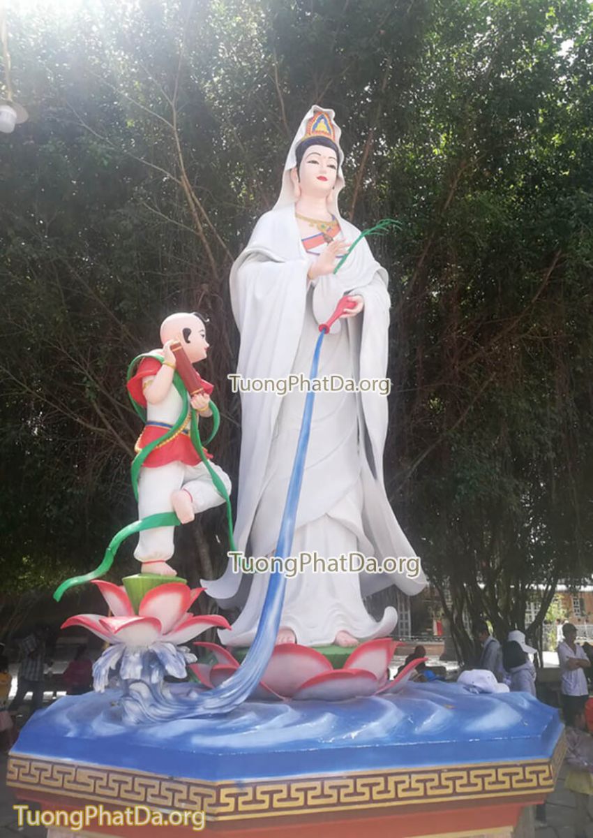 Tượng Mẹ Quan Âm Đông Hải